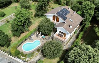 Chalet in Santa Maria de Corcó. Torre a la natura i amb vistes, piscina, jardí i barbacoa