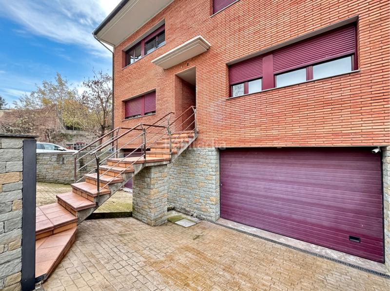 Foto 69cb6f63-6a04-46bb-ada9-2d9d25deaced. Appartamento con riscaldamento parcheggio piscina in Torelló