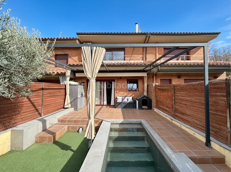 Foto aa0d7547-3053-4673-a669-52348a67b5fc. Appartamento con riscaldamento parcheggio piscina in Torelló