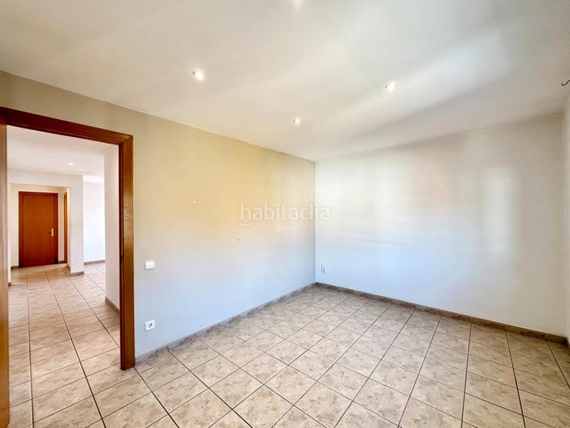 Foto e24480df-1e23-4d42-99b3-4460078868a0. Etagenwohnung mit heizung in Torelló