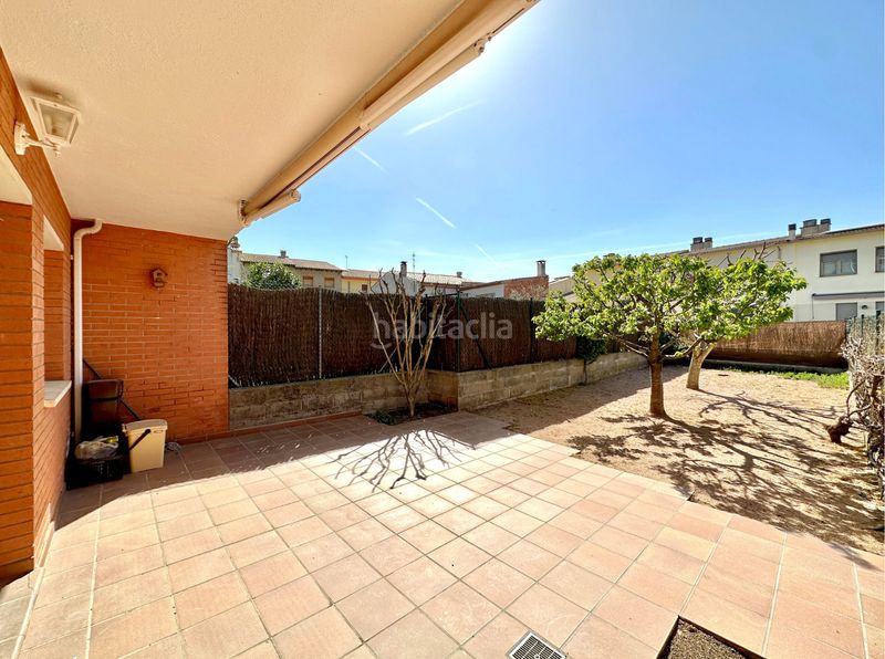 Foto 0f084dbd-7bab-49d5-8e36-218c4783a8bd. Casa adossada amb xemeneia calefacció aparcament a Taradell