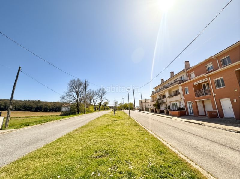 Foto 384b2f93-8117-4735-9e5c-5f368f40ce35. Casa adossada amb xemeneia calefacció aparcament a Taradell