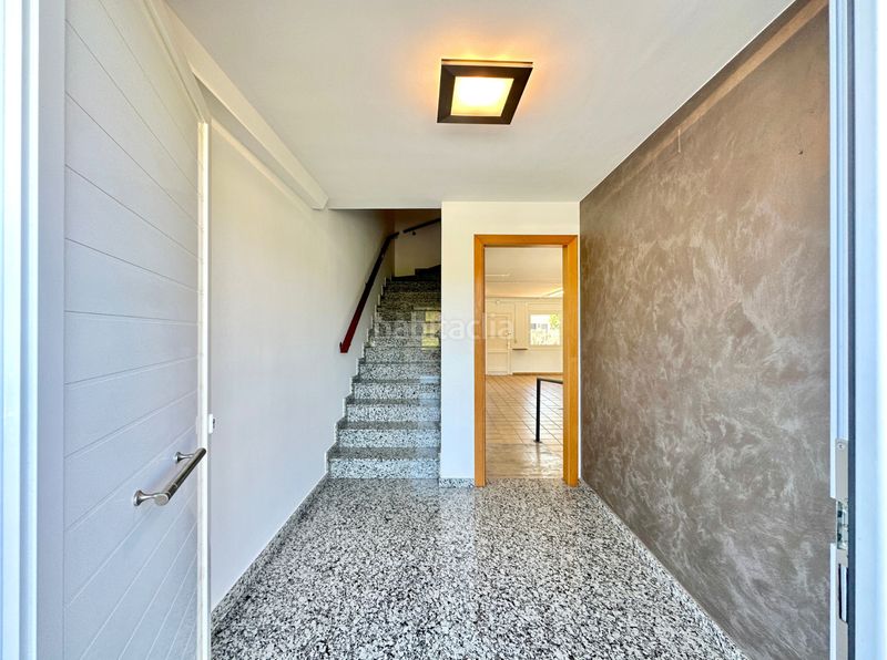 Foto 3a82e83c-7dcb-4623-96b9-4eb0e9d2f7b6. Casa adossada amb xemeneia calefacció aparcament a Taradell