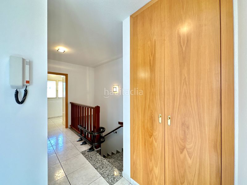 Foto bc69c170-7172-42a5-b94e-e3e8d3de175a. Casa adossada amb xemeneia calefacció aparcament a Taradell