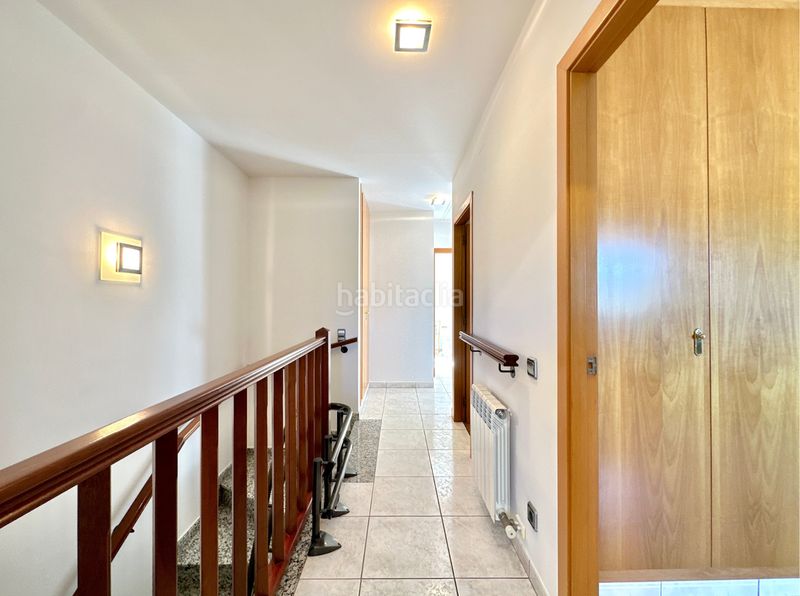 Foto bf6b88ed-8b96-4397-b603-d465aba99714. Casa adossada amb xemeneia calefacció aparcament a Taradell