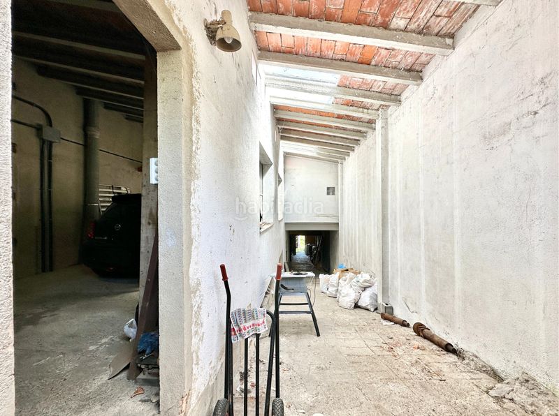 Foto eea97077-9400-484a-b164-56c8c6975409. Edificio in Torelló