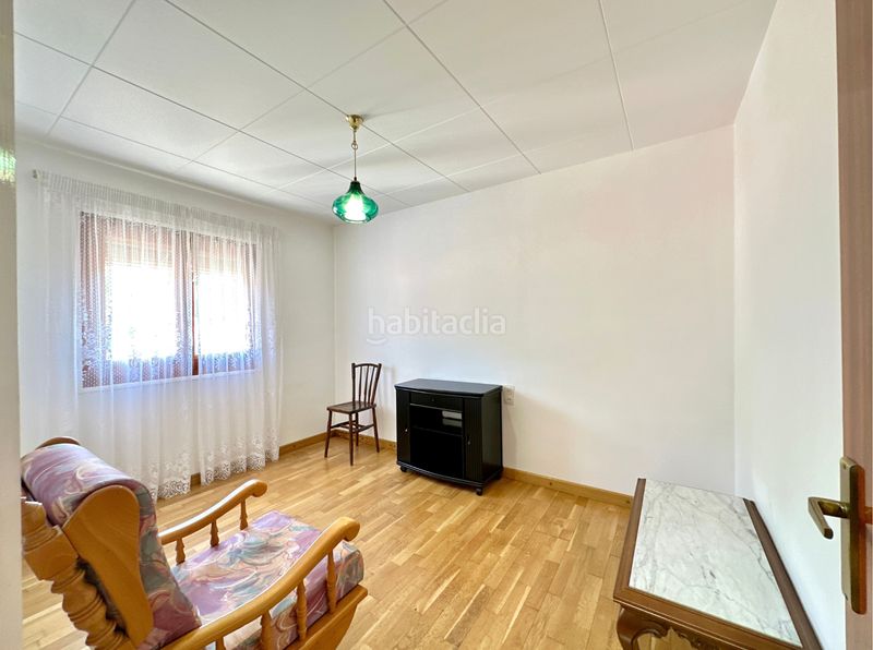 Foto 601c85af-f2ae-4041-a272-2e77c527481f. Casa amb aparcament a Ripoll