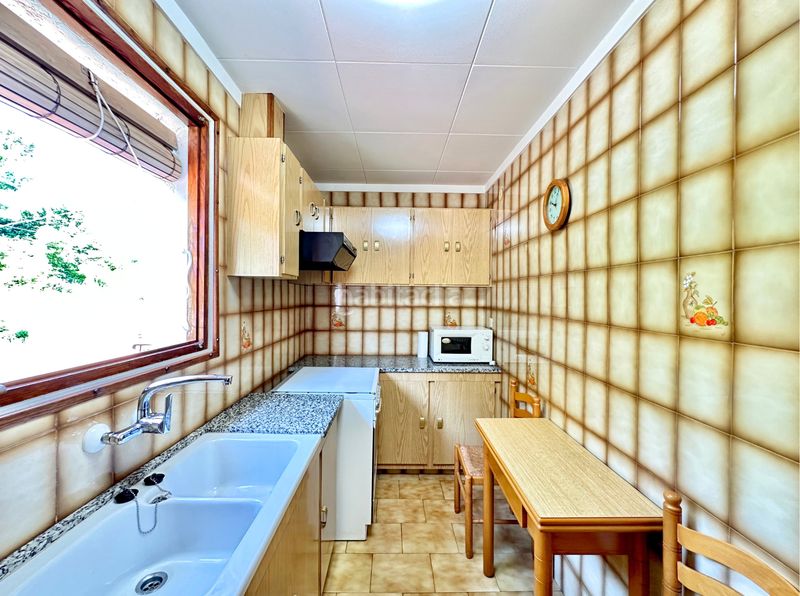 Foto 9d318fb4-56b6-41a1-a174-2812a24f1dbc. Casa amb aparcament a Ripoll