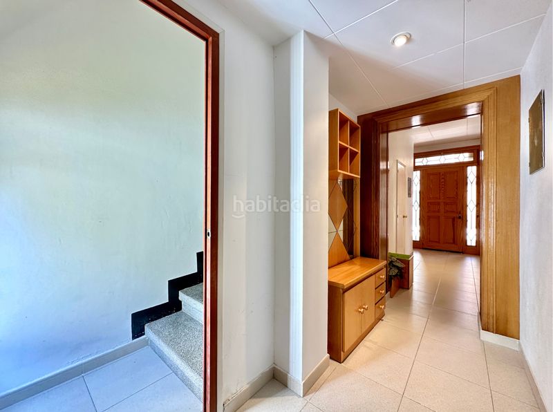 Foto f0b46647-435a-4d32-b4e5-4db76dc58c94. Casa amb aparcament a Ripoll
