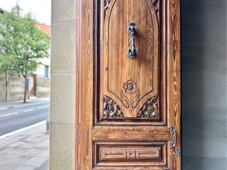 Chalet  Carrer jaume balmes. Casa d'època en venda al cor de torelló