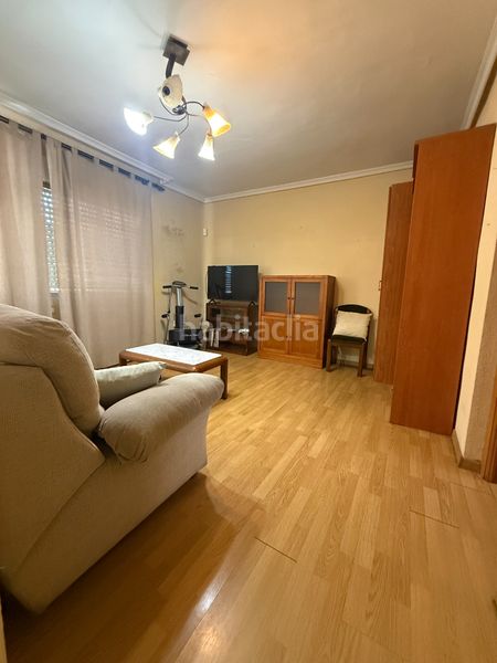 Foto 0be7c936-5fb8-4d43-8ad0-074b3b465f5a. Pis a Palomeras Bajas Madrid