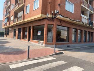 Location Local commercial à Sonseca. Se alquila local comercial en sonseca por 650 €/m