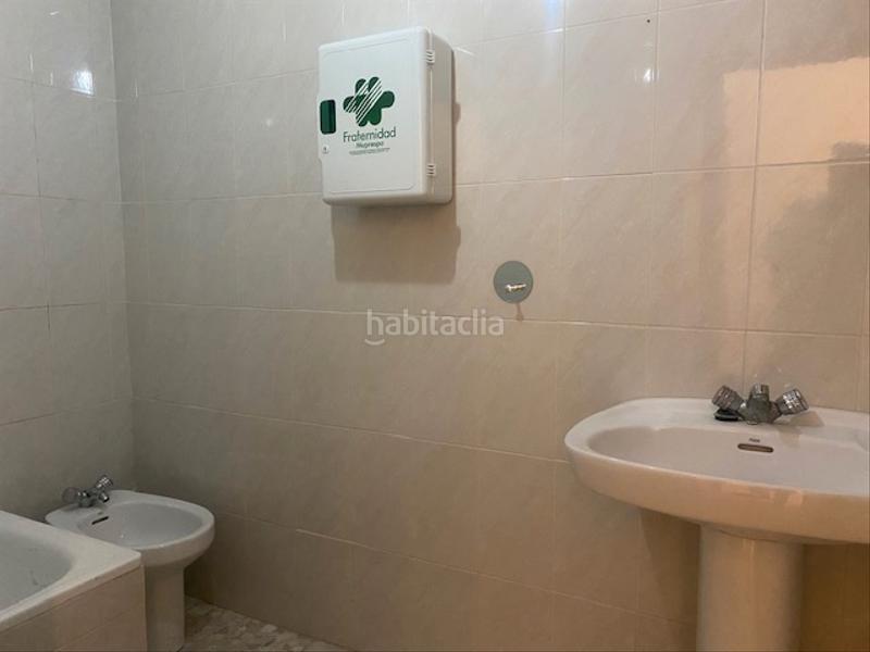 Foto fae015b6-1c59-47b2-ac58-8c8194aac64e. Alquiler local comercial se alquila local comercial por 650 €/m en Sonseca