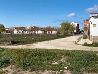 Finca rústica a Sonseca. Se vende parcela urbana