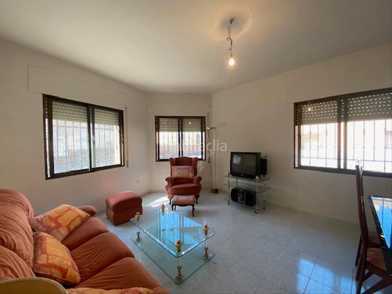 Foto 4a661357-fca4-4f49-95d6-1e85cc671199. Casa amb aparcament a Sonseca