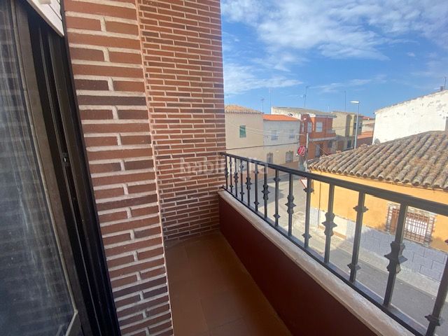 Foto be1d7a3c-d3f8-4087-972e-cd6bb3d6c301. Casa con parcheggio in Sonseca