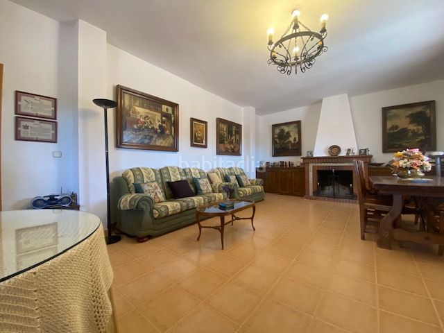 Foto c07f6b03-a5c2-4ebe-bb3f-644dfd112e0b. Masia amb xemeneia calefacció aparcament piscina a Sonseca