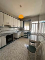 Casa adossada a Sonseca. Se vende chalet en sonseca
