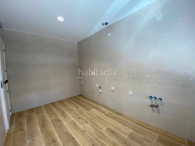 Foto 60394122-3462-41a6-9967-9d849450531e. Casa aparellada a Mazarambroz