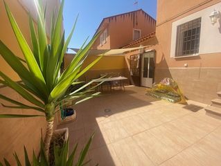Chalet in Sonseca. Se vende chalet en sonseca