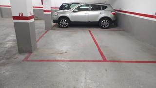 Parking voiture à Sant Vicenç dels Horts
