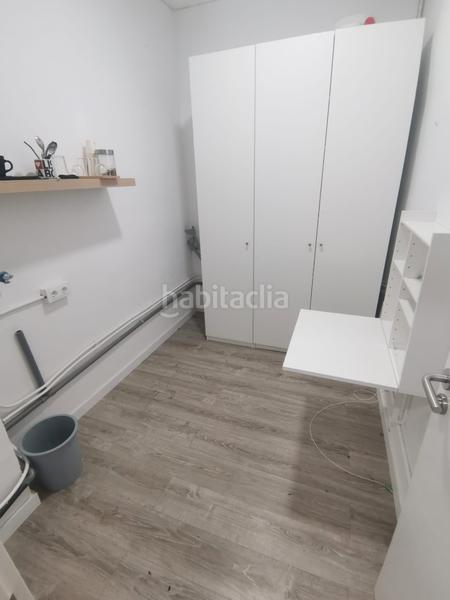 Foto 9ea86e2d-ab58-4e14-9590-60635d1c4980. Alquiler local comercial  llave de oro molins en Molins de Rei