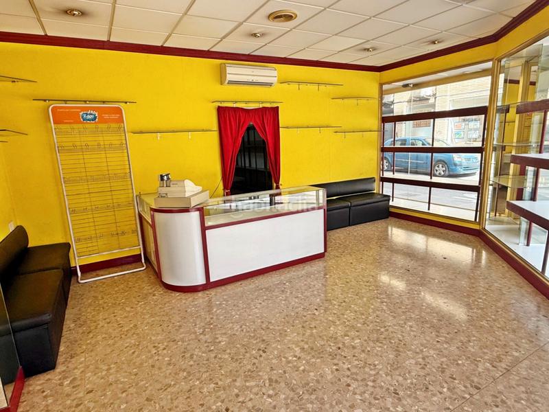 Foto 45bba415-da09-4509-babd-f175e5be469a. Alquiler local comercial **local en alquiler en calle jacint verdaguer - oportunidad única** en Sant Vicenç dels Horts