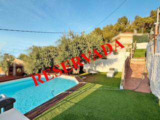 Chalet in Sant Vicenç dels Horts. ¿espectacular casa independiente en san sant antonio!