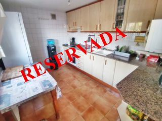 Casa adosada en Sant Vicenç dels Horts. ¡ideal para 2 familias!