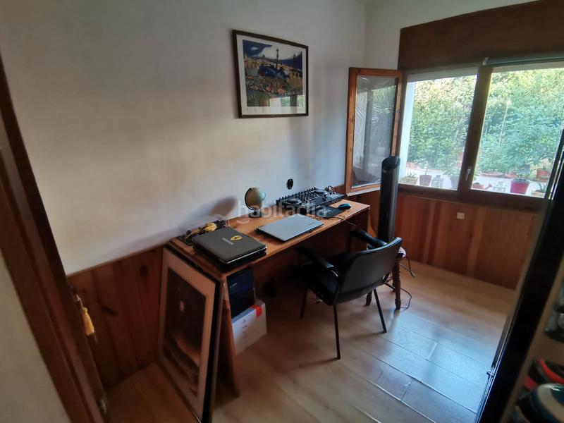 Foto f5c9e7e6-0d3f-4e88-be6d-faee77ab2a87. Casa amb xemeneia calefacció aparcament a Cervelló