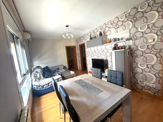 Pis a Molins de Rei. Piso en la granja molins de rei