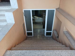 Local Comercial  Pla�a rafael casanovas. Amplio local-oficina de 87 m� en zona ayuntamiento