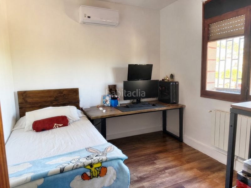 Foto a9e516f2-e3b8-4749-8236-dab822e38796. Chalet mit heizung parking pool in Santa Coloma de Cervelló
