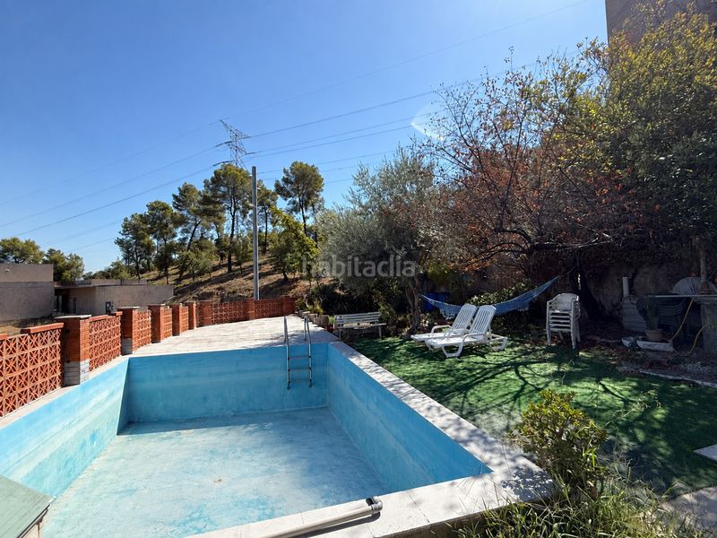 Foto cb3b8ac1-5cb5-4da0-91e2-ce3d1c99d48f. Chalet mit heizung parking pool in Santa Coloma de Cervelló