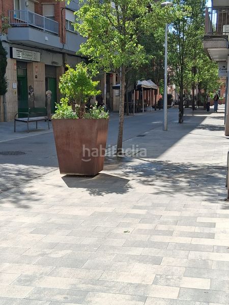 Foto fde080c8-dc32-4799-a3e9-8ea1281d3f3b. Pas-de-porte local commercial dans Eixample - Can Bogunyà Castellar del Vallès