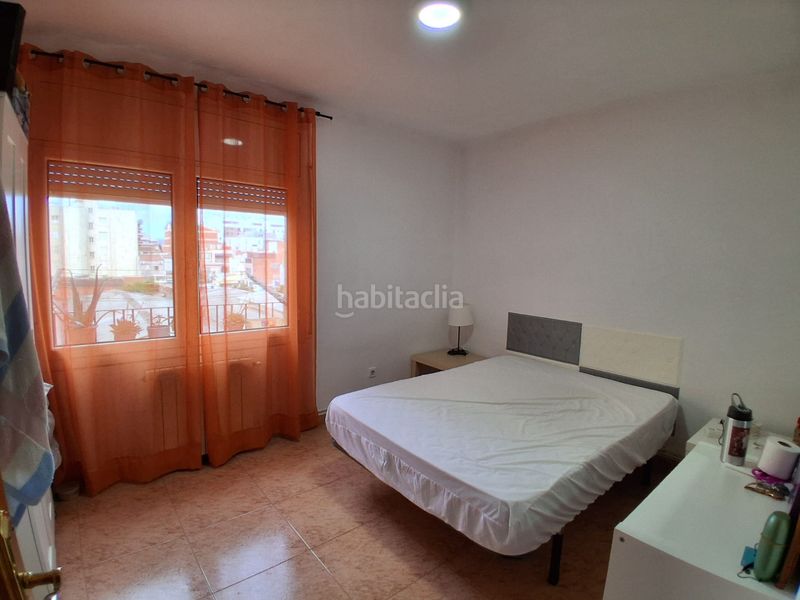 Foto 771ceaeb-a297-4847-adf2-28968e3cf379. Flat with heating in Eixample Sabadell