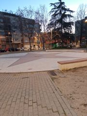 Pis a Barri Antic. Piso en plaça de la unitat caso antiguo barberà del valles