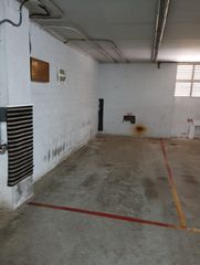 Aparcament cotxe a La Romànica