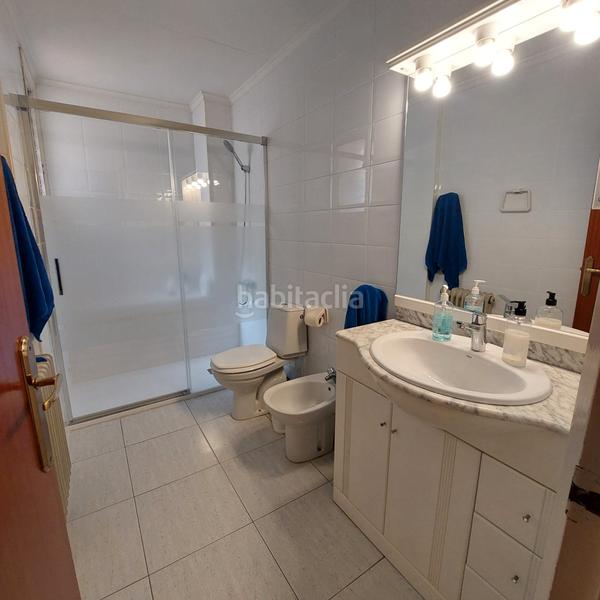 Foto f515f7bc-b7f3-4ee4-b013-b10a5178442b. Piso planta baja con patio centro en Centre Sabadell