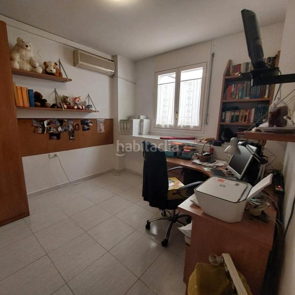 Foto fa064d5d-5a9c-4f3f-a03e-ec7aa3598458. Piso planta baja con patio centro en Centre Sabadell