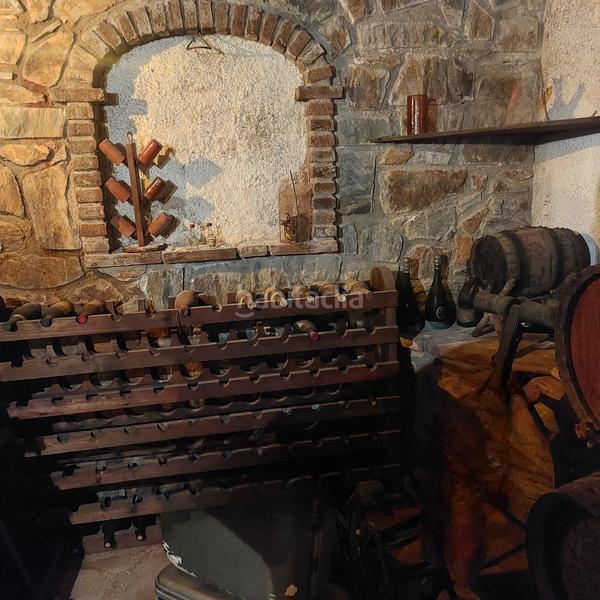 Foto 527bd126-5a40-4fc5-a1cc-18c3730a19a9. Xalet amb xemeneia aparcament a Airesol Castellar del Vallès
