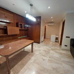 Appartement à Creu de Barberà. Piso como una casa en zona esglesia romanica de sabadell
