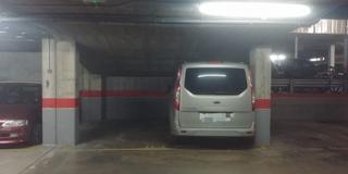 Parking coche en Port. Plaza de parking doble junto paseo maritimo y puerto de badalona
