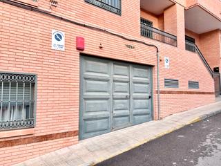 Local Comercial  Avenida hispano america. Excelente local de uso polivalente