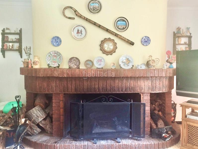 Foto c51d7c4c-d8b5-4dfb-b9eb-8e8f6f5a1808. Chalet  partida caprala con piscina en Petrer