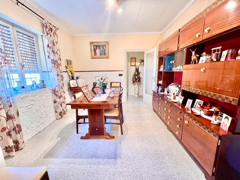 Foto 365e0095-6cef-40a6-9fc0-ca748120a6cc. House with fireplace in Petrer