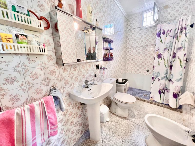 Foto 92e5fc7d-28df-4f00-9d0e-47999e16fdd4. House with fireplace in Petrer