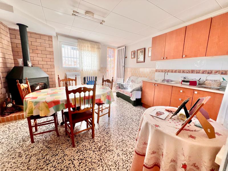 Foto 9f57a672-8682-4402-b866-6bfa6bf10f78. House with fireplace in Petrer