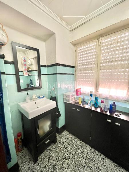 Foto 086ab578-5931-4cd3-836f-645d96a1871b. Edifici a Plaza Castelar - Mercado Central Elda