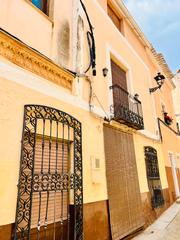 Casa pareada en Caudete. Casa ideal para reformar a tu gusto